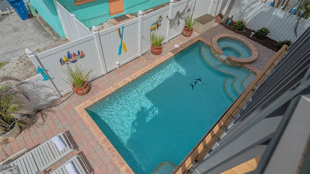 待售: $1,900,000 (3 贝兹, 3 浴室, 2016 平方英尺)