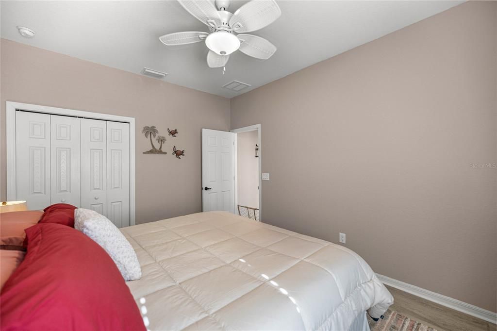 На продажу: $425,000 (4 спален, 3 ванн, 2370 Квадратных фут)