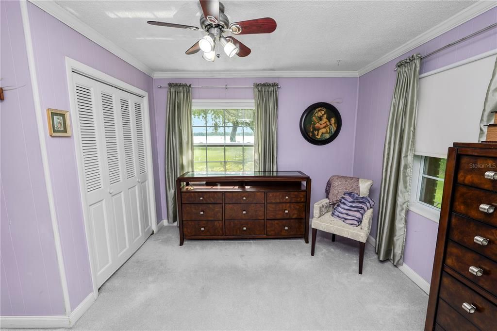 For Sale: $375,000 (3 beds, 3 baths, 2531 Square Feet)