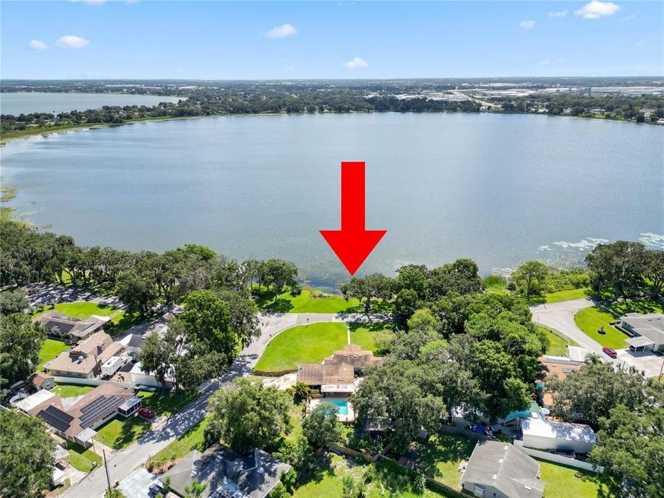 For Sale: $375,000 (3 beds, 3 baths, 2531 Square Feet)