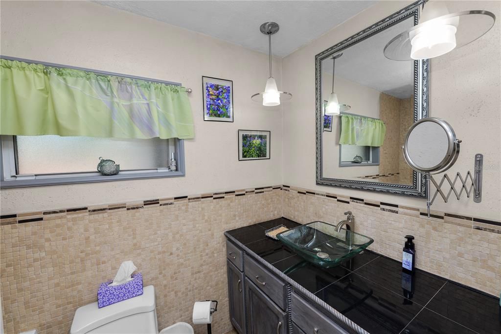 For Sale: $375,000 (3 beds, 3 baths, 2531 Square Feet)