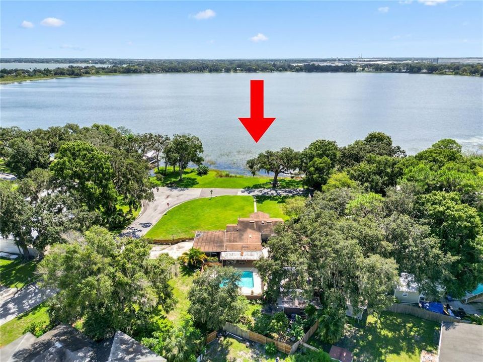 For Sale: $375,000 (3 beds, 3 baths, 2531 Square Feet)