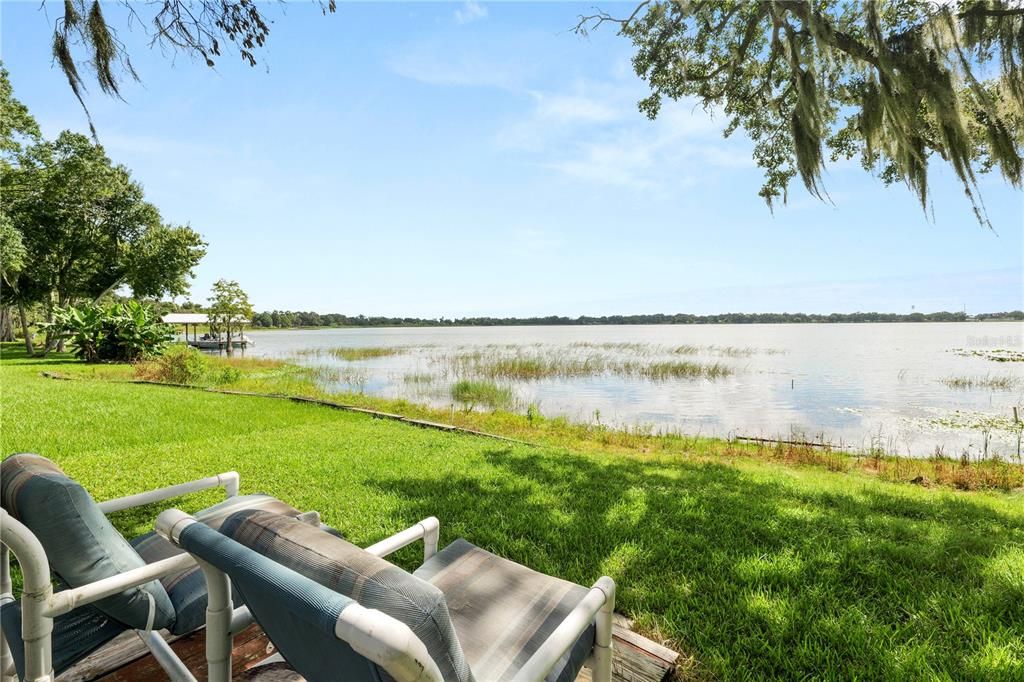 For Sale: $375,000 (3 beds, 3 baths, 2531 Square Feet)