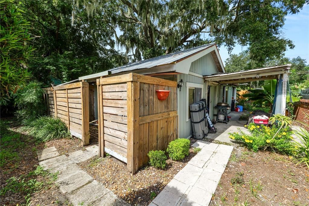 For Sale: $375,000 (3 beds, 3 baths, 2531 Square Feet)