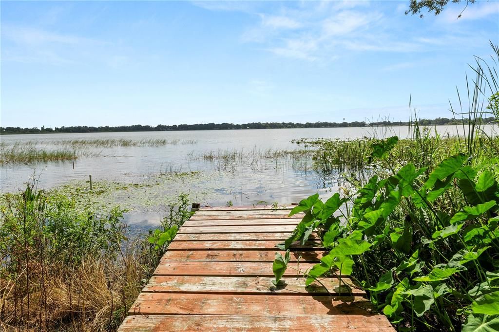 For Sale: $375,000 (3 beds, 3 baths, 2531 Square Feet)