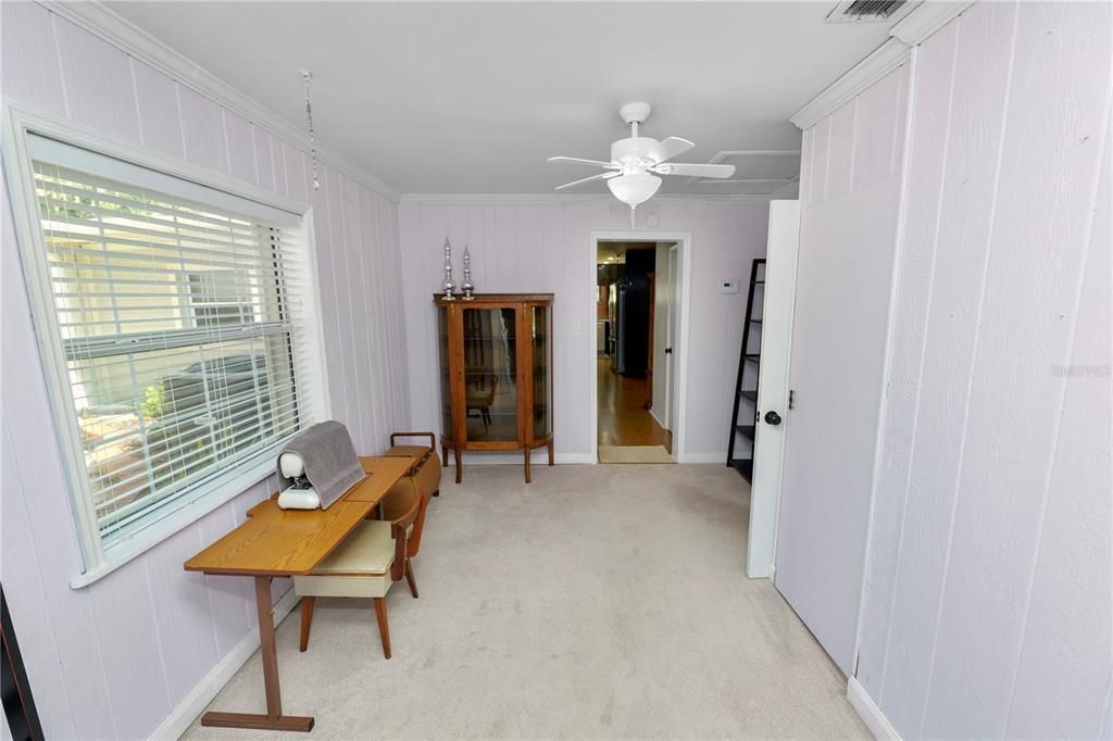 For Sale: $375,000 (3 beds, 3 baths, 2531 Square Feet)