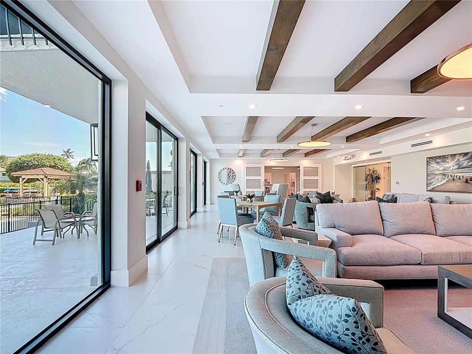 For Sale: $1,099,000 (2 beds, 2 baths, 1405 Square Feet)