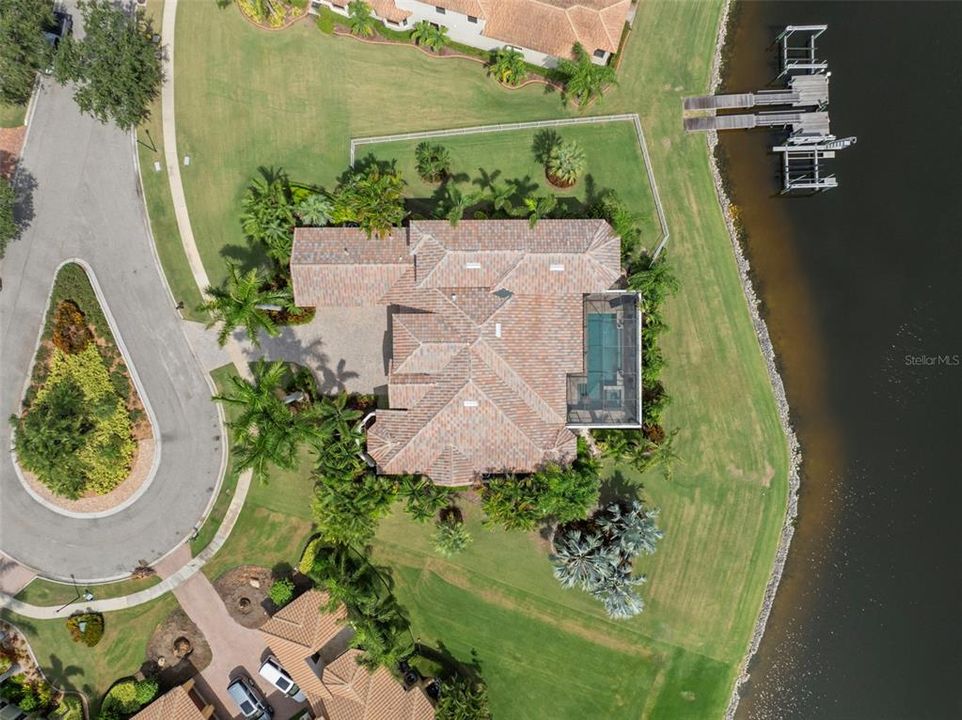 For Sale: $2,180,000 (4 beds, 4 baths, 4095 Square Feet)