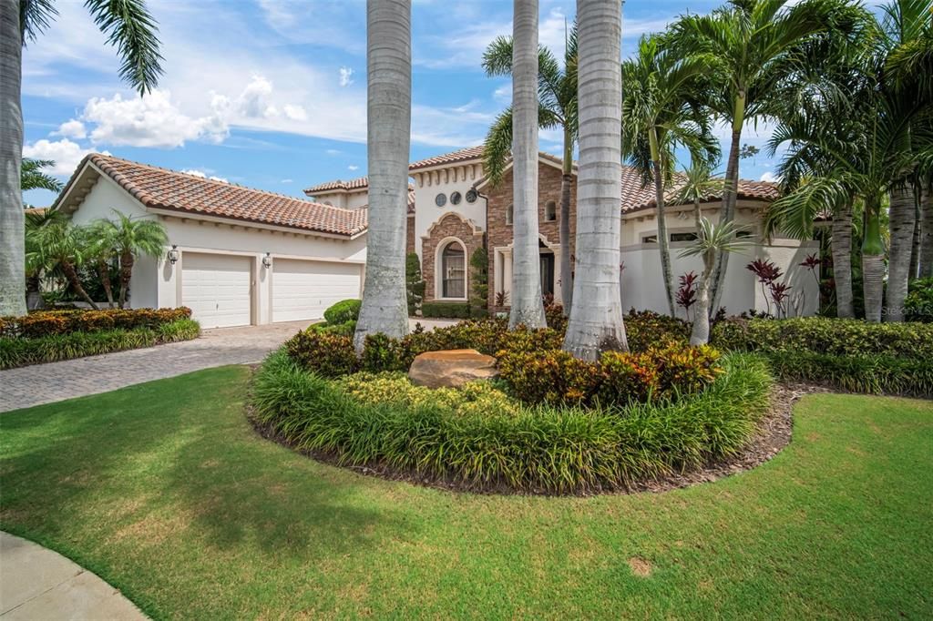 For Sale: $2,180,000 (4 beds, 4 baths, 4095 Square Feet)