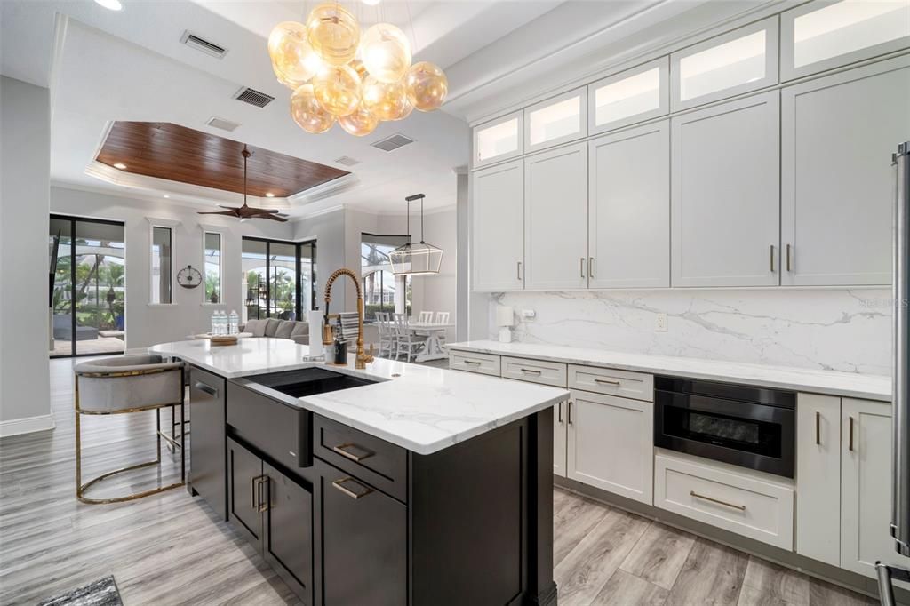 For Sale: $2,180,000 (4 beds, 4 baths, 4095 Square Feet)