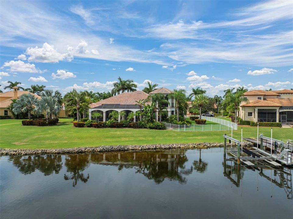 For Sale: $2,180,000 (4 beds, 4 baths, 4095 Square Feet)