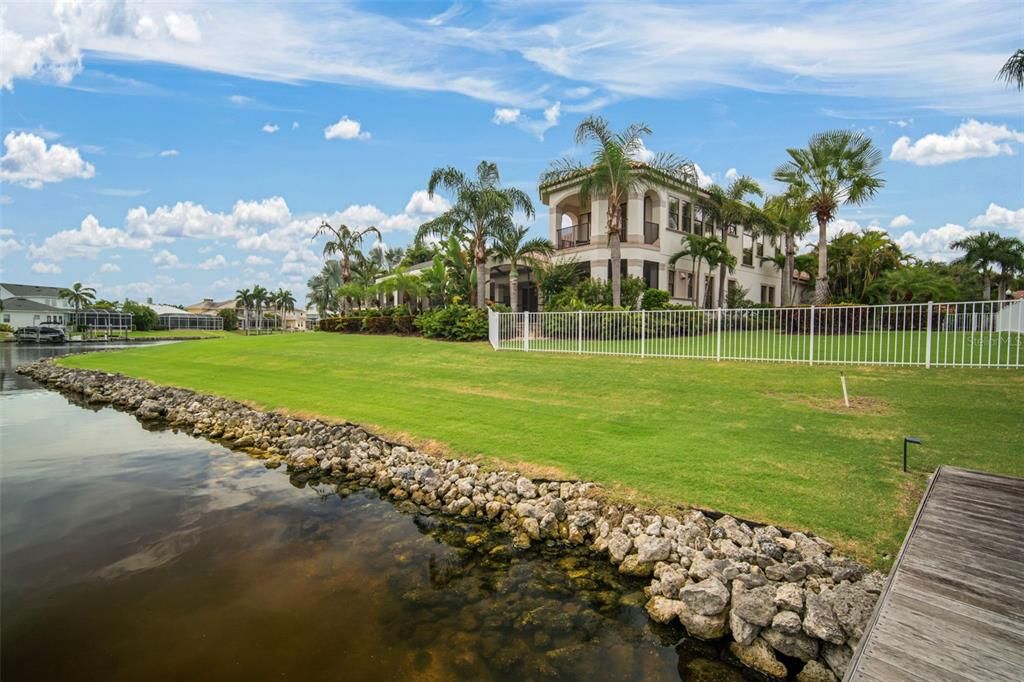 For Sale: $2,180,000 (4 beds, 4 baths, 4095 Square Feet)