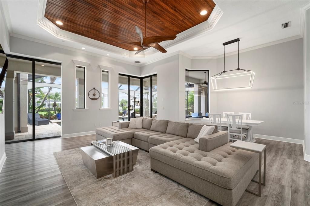 For Sale: $2,180,000 (4 beds, 4 baths, 4095 Square Feet)