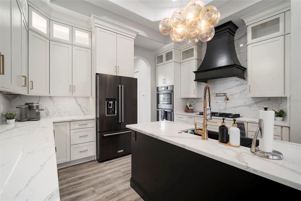 For Sale: $2,180,000 (4 beds, 4 baths, 4095 Square Feet)