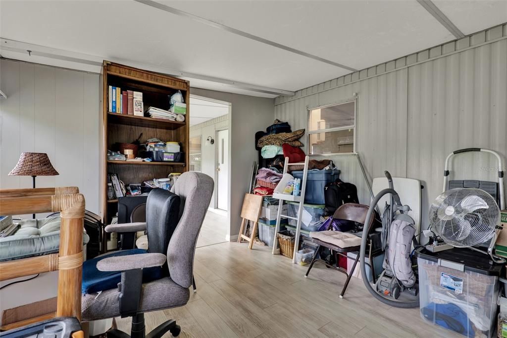 На продажу: $120,000 (2 спален, 1 ванн, 1260 Квадратных фут)