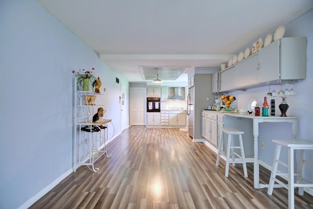 For Sale: $307,000 (4 beds, 2 baths, 1794 Square Feet)