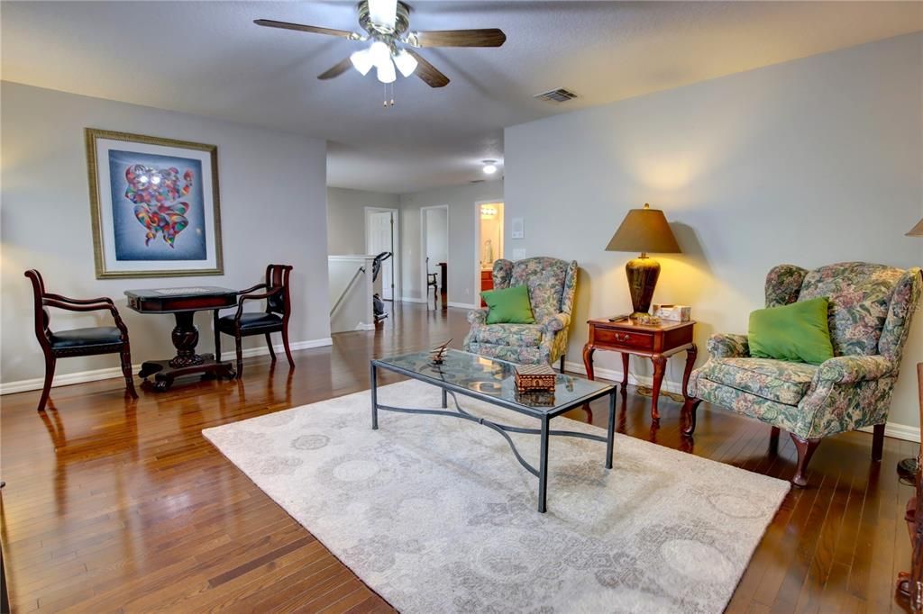 Active With Contract: $885,900 (5 beds, 3 baths, 3517 Square Feet)