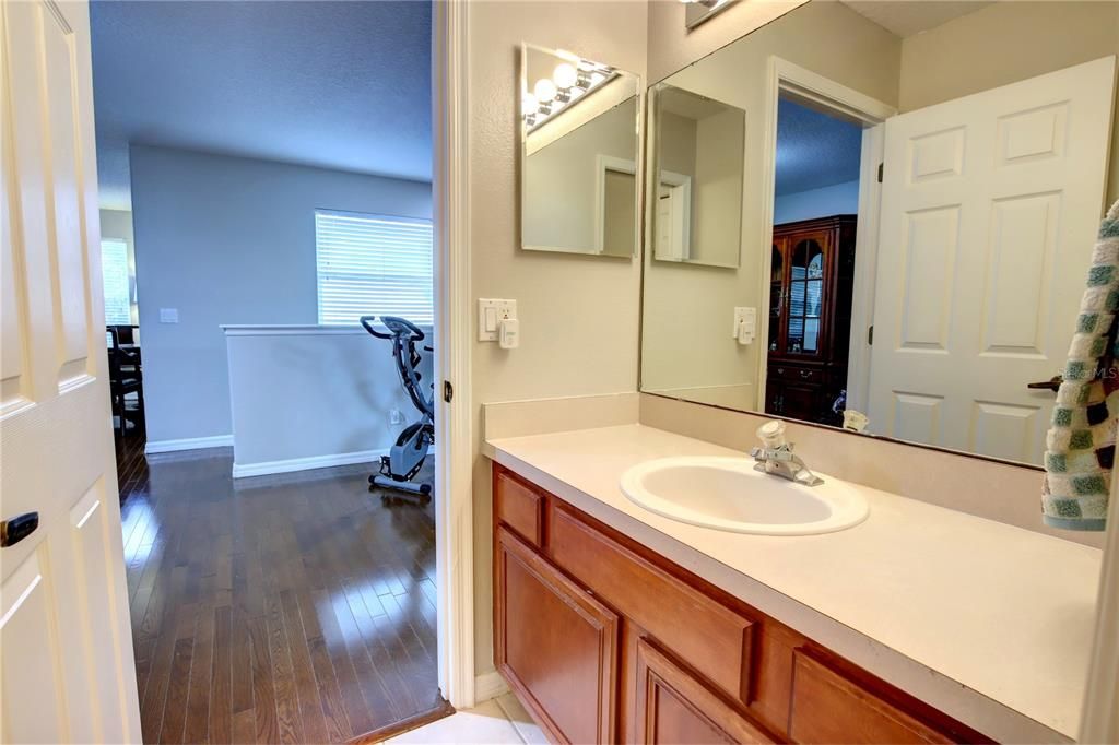 Active With Contract: $885,900 (5 beds, 3 baths, 3517 Square Feet)