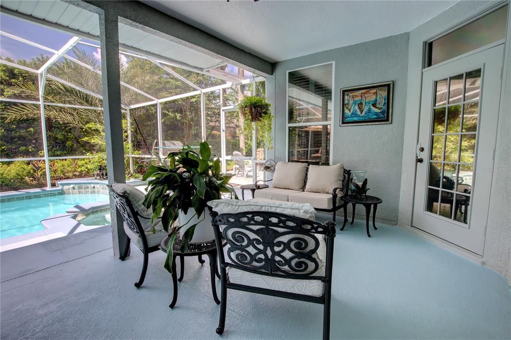 Active With Contract: $885,900 (5 beds, 3 baths, 3517 Square Feet)