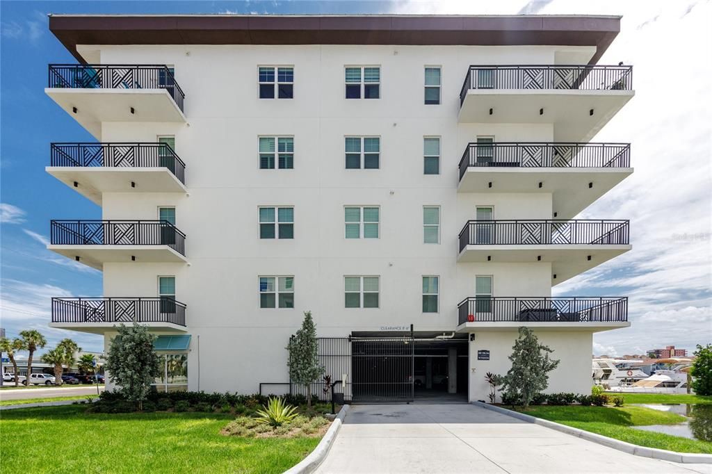 待售: $1,199,000 (3 贝兹, 3 浴室, 2125 平方英尺)