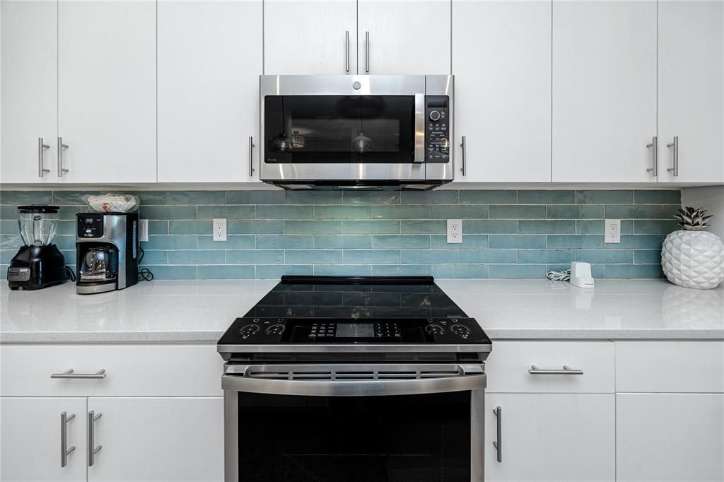 待售: $1,199,000 (3 贝兹, 3 浴室, 2125 平方英尺)