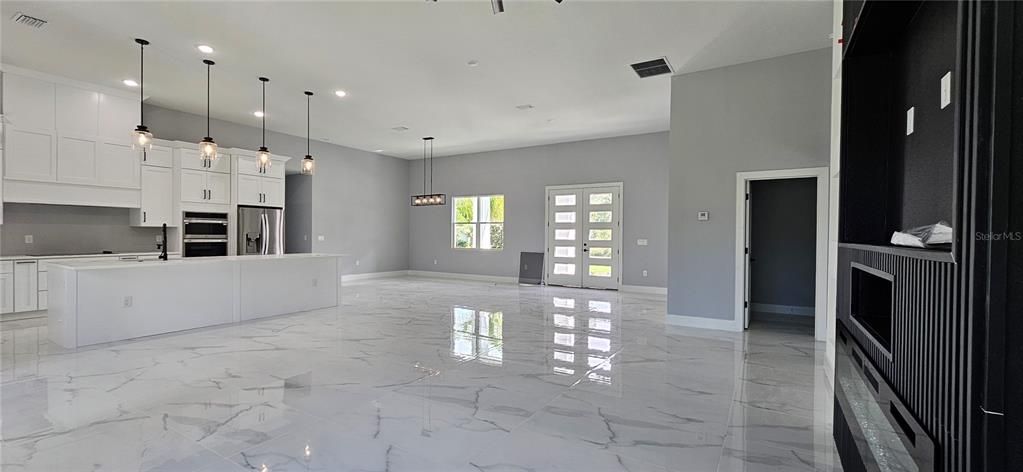 待售: $599,000 (4 贝兹, 2 浴室, 2660 平方英尺)