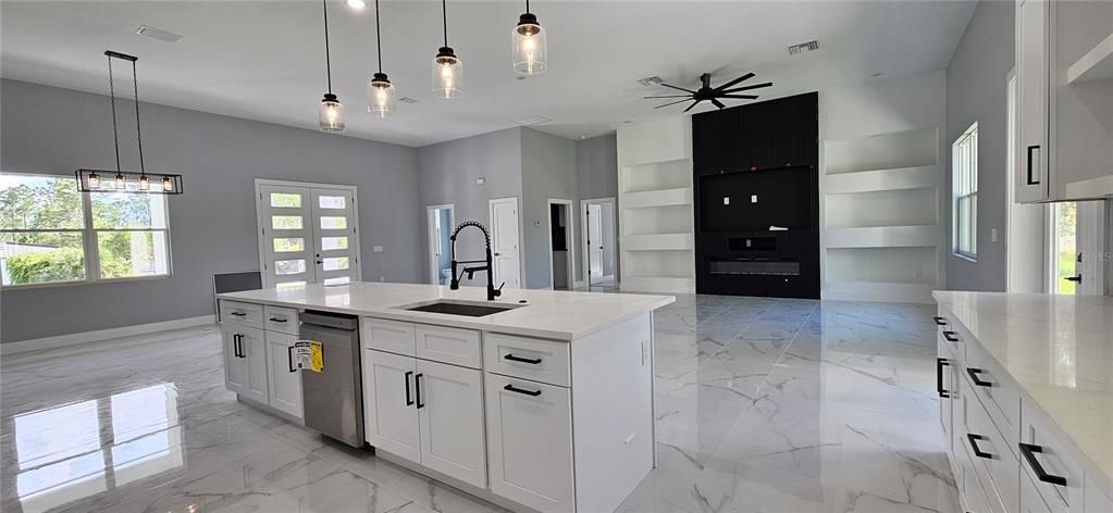 待售: $599,000 (4 贝兹, 2 浴室, 2660 平方英尺)