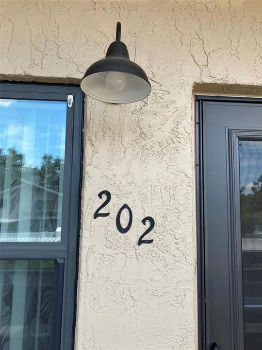 Active With Contract: $89,000 (2 beds, 2 baths, 915 Square Feet)