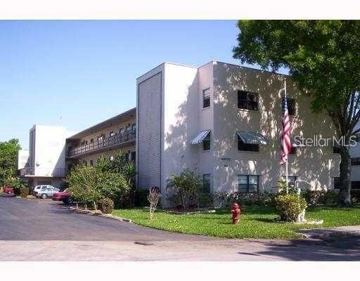 Active With Contract: $89,000 (2 beds, 2 baths, 915 Square Feet)