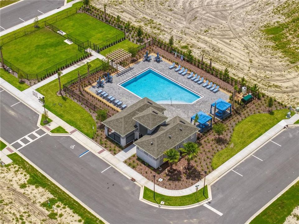 Active With Contract: $414,990 (5 beds, 4 baths, 2856 Square Feet)