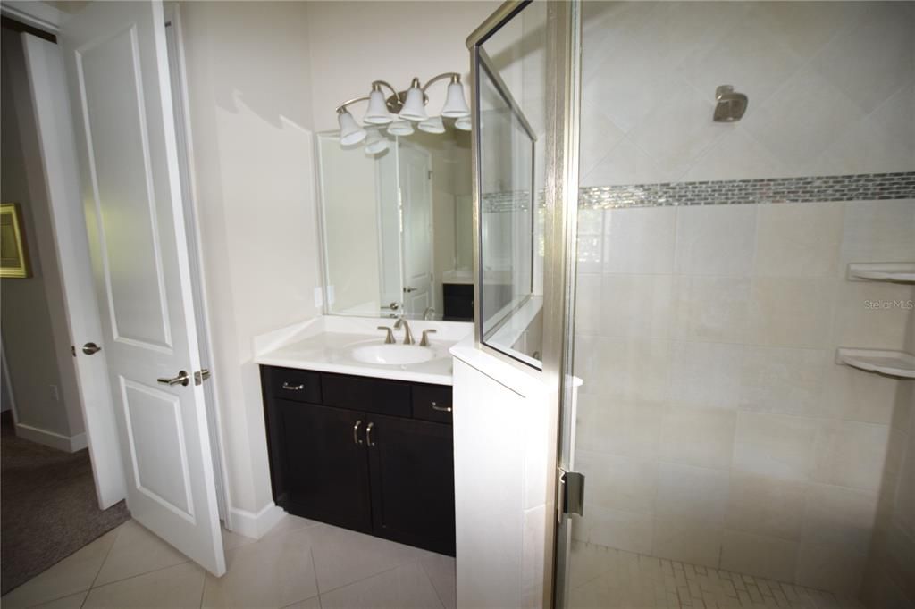 出租: $2,450 (3 贝兹, 2 浴室, 2005 平方英尺)