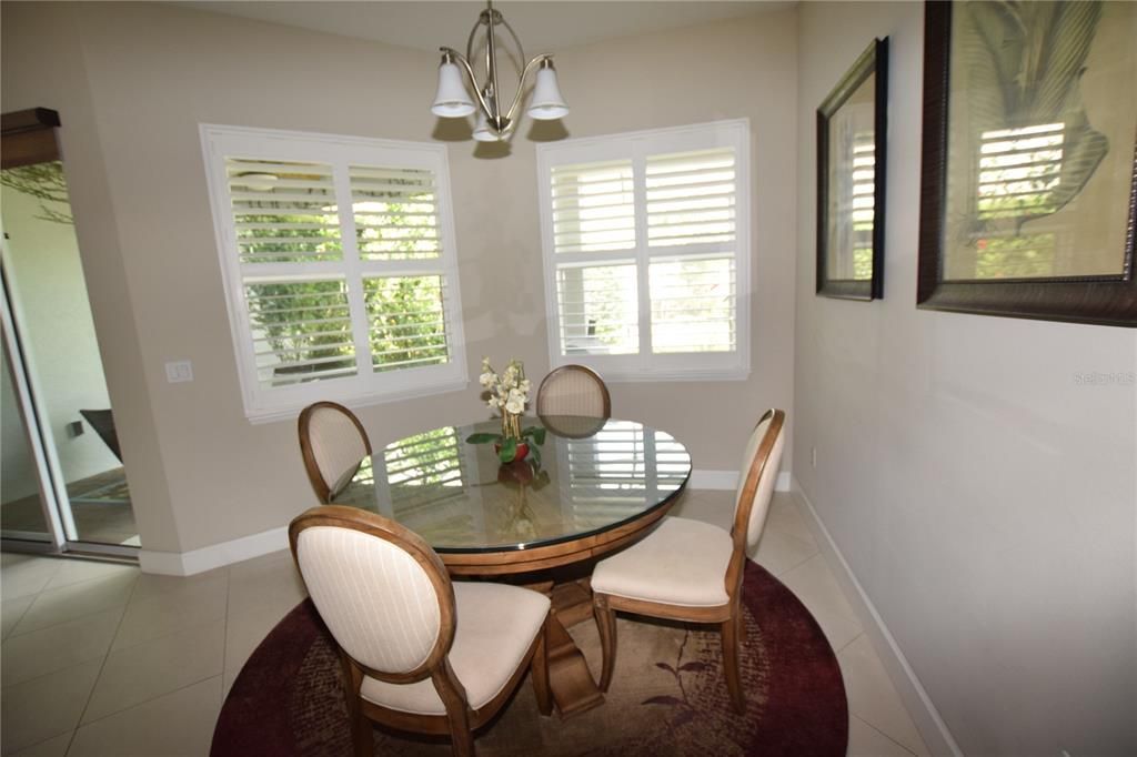 出租: $2,450 (3 贝兹, 2 浴室, 2005 平方英尺)