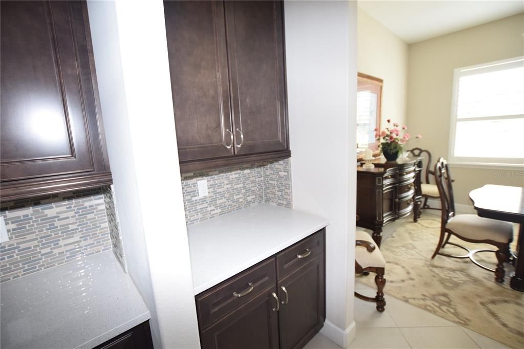 出租: $2,450 (3 贝兹, 2 浴室, 2005 平方英尺)