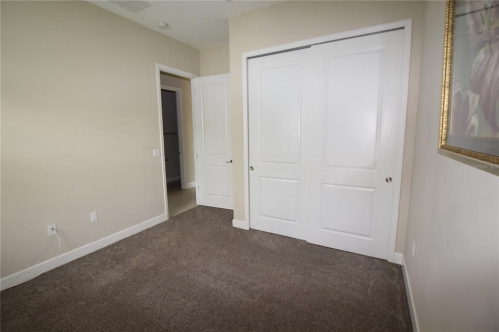 出租: $2,450 (3 贝兹, 2 浴室, 2005 平方英尺)