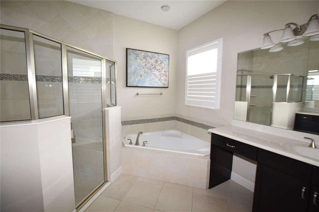 出租: $2,450 (3 贝兹, 2 浴室, 2005 平方英尺)