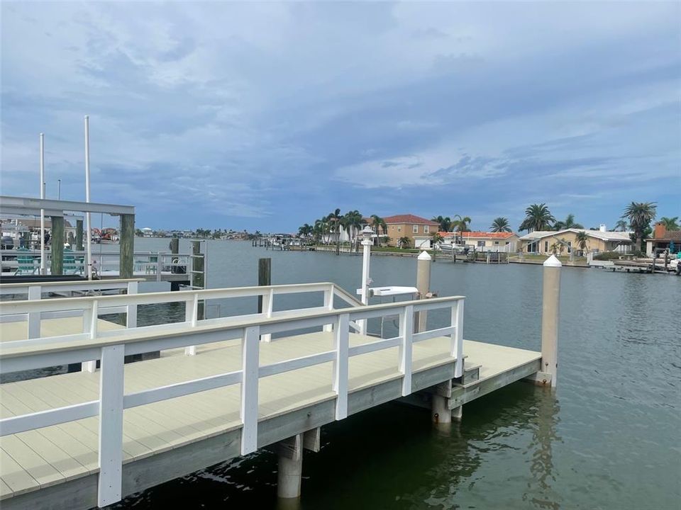 En Venta: $599,900 (2 camas, 2 baños, 1400 Pies cuadrados)