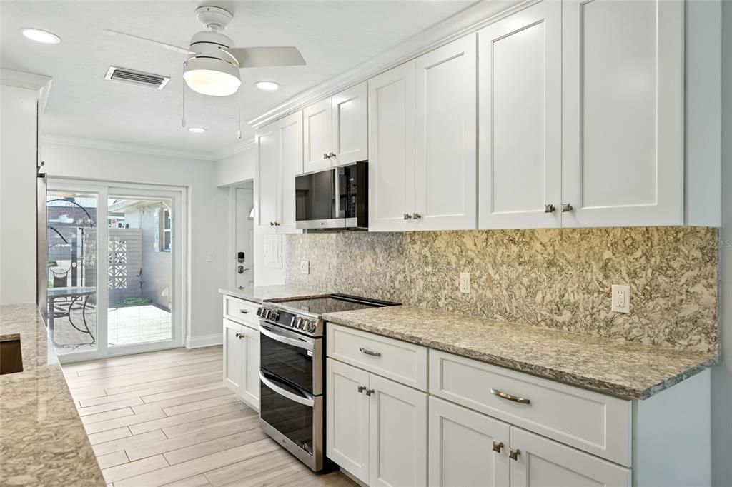 En Venta: $599,900 (2 camas, 2 baños, 1400 Pies cuadrados)