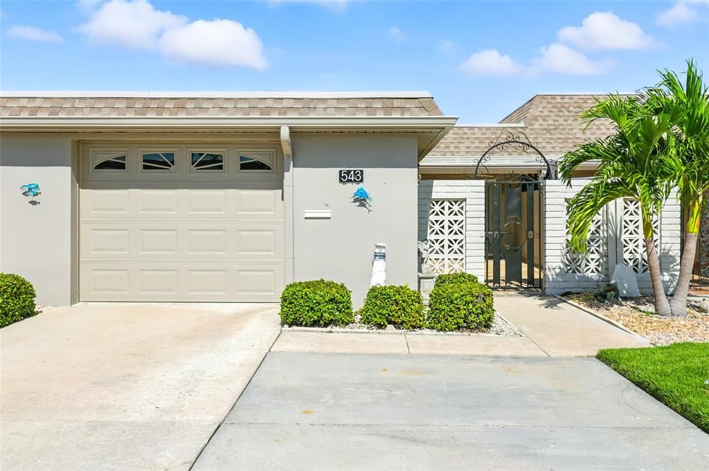 En Venta: $599,900 (2 camas, 2 baños, 1400 Pies cuadrados)