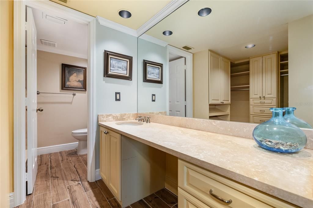 En Venta: $319,000 (3 camas, 2 baños, 1847 Pies cuadrados)