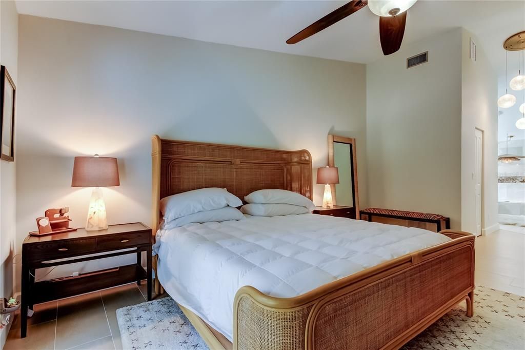 Active With Contract: $915,000 (4 beds, 3 baths, 2447 Square Feet)