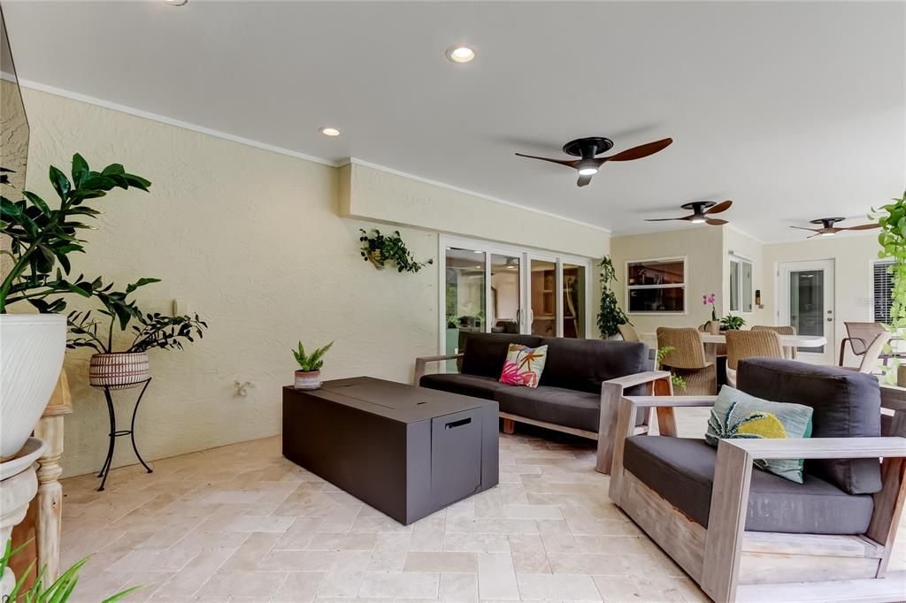 Active With Contract: $915,000 (4 beds, 3 baths, 2447 Square Feet)