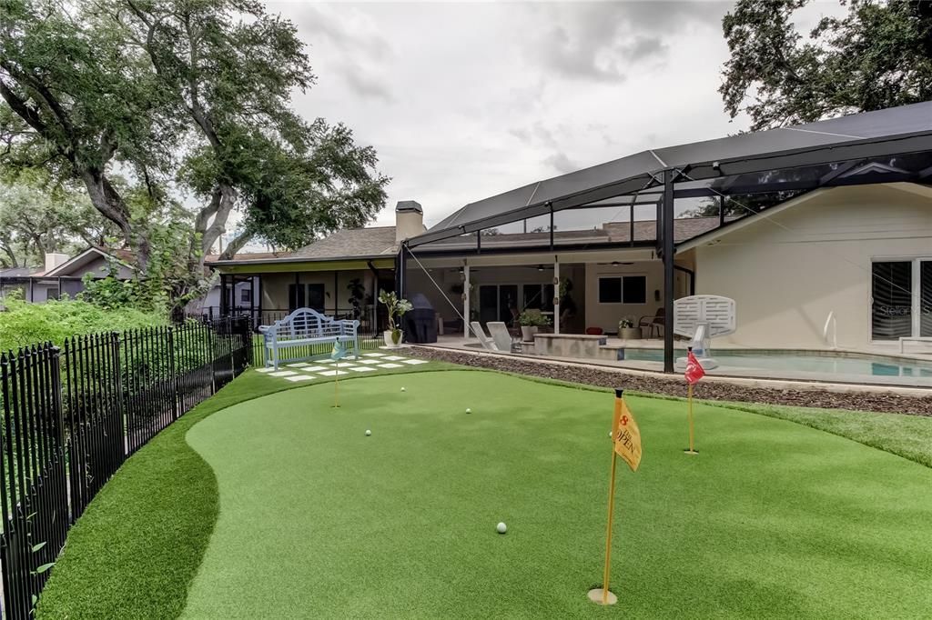 Active With Contract: $915,000 (4 beds, 3 baths, 2447 Square Feet)