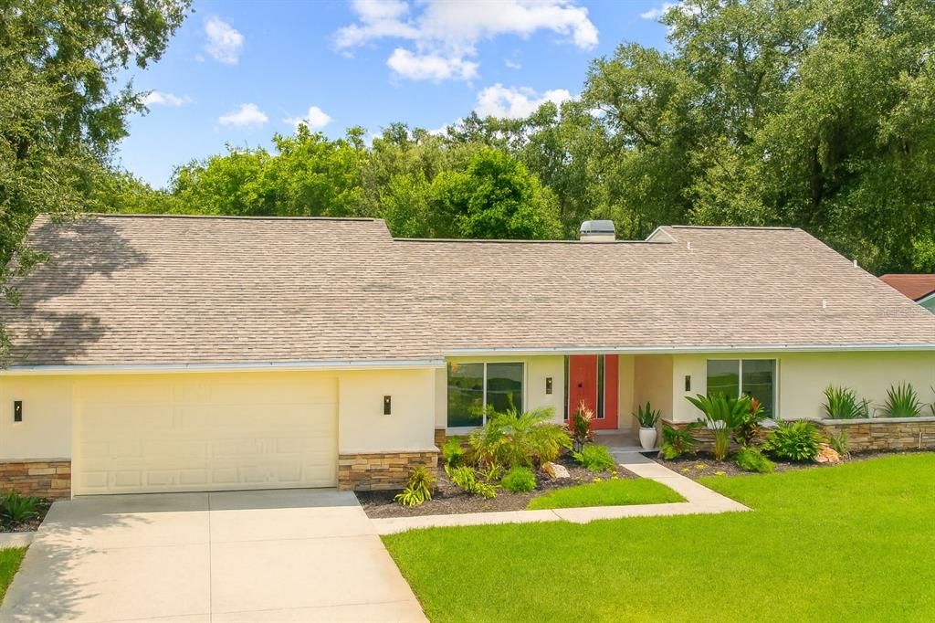 Active With Contract: $915,000 (4 beds, 3 baths, 2447 Square Feet)