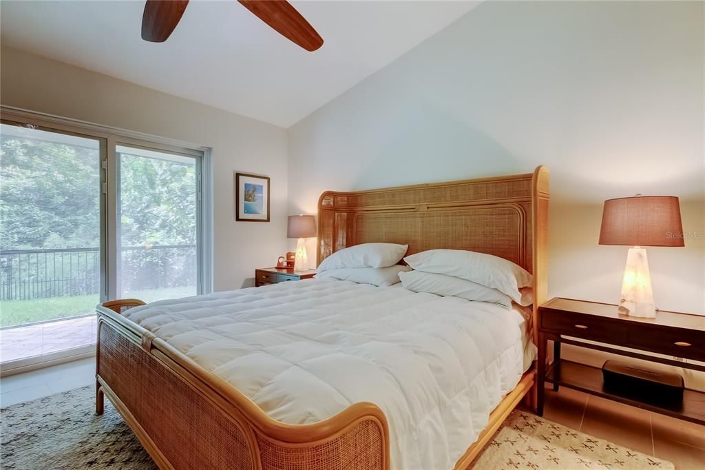 Active With Contract: $915,000 (4 beds, 3 baths, 2447 Square Feet)