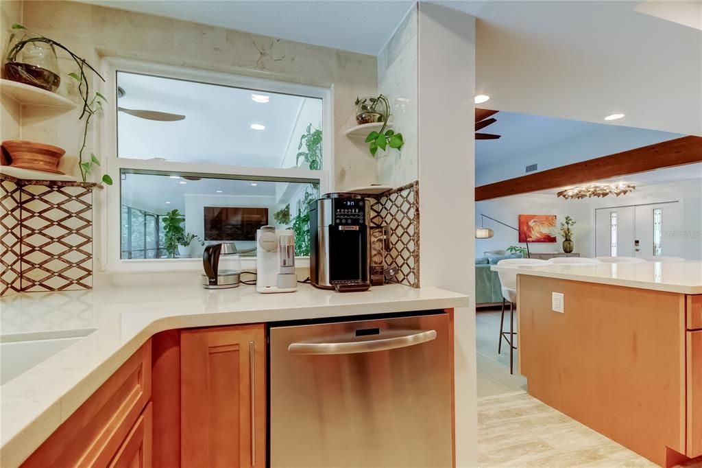 Active With Contract: $915,000 (4 beds, 3 baths, 2447 Square Feet)