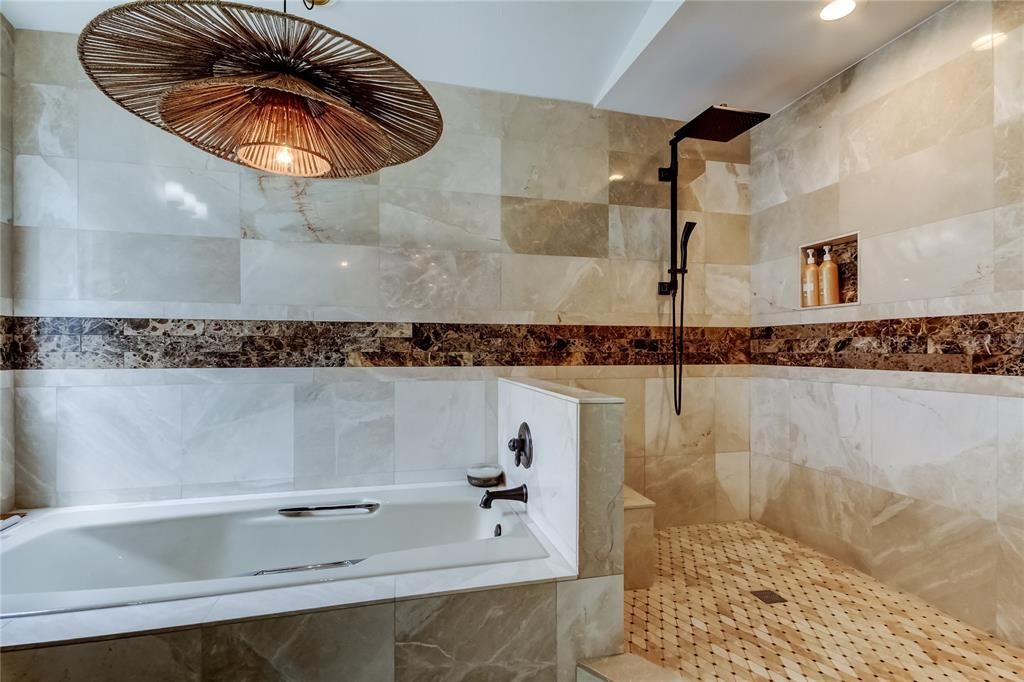 Active With Contract: $915,000 (4 beds, 3 baths, 2447 Square Feet)