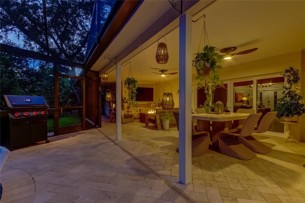 Active With Contract: $915,000 (4 beds, 3 baths, 2447 Square Feet)