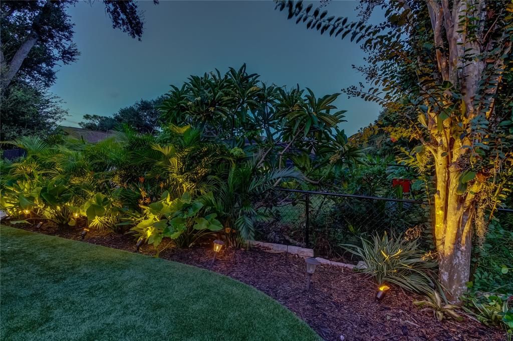 Active With Contract: $915,000 (4 beds, 3 baths, 2447 Square Feet)