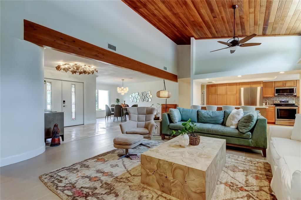 Active With Contract: $915,000 (4 beds, 3 baths, 2447 Square Feet)