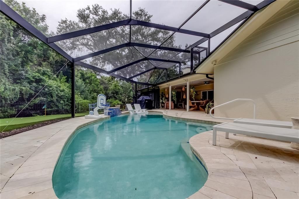 Active With Contract: $915,000 (4 beds, 3 baths, 2447 Square Feet)